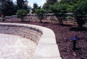 Retaining-Wall-Pool-lg2