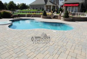 poolsidepatio2-lg